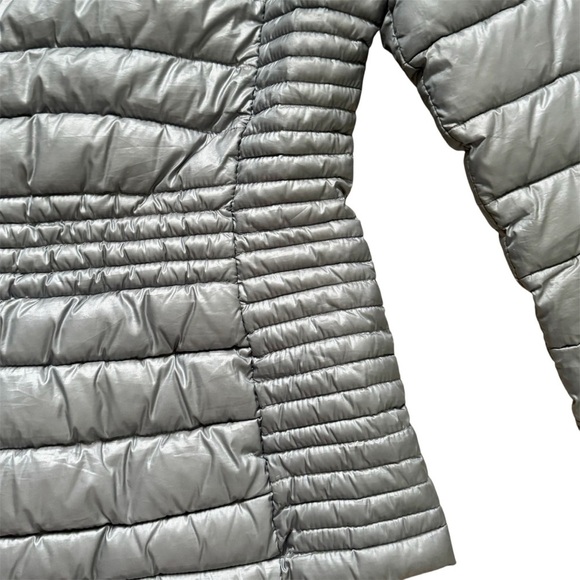 Calvin Klein Packable Puffer Grey/Silver Size Small - Picture 6 of 8